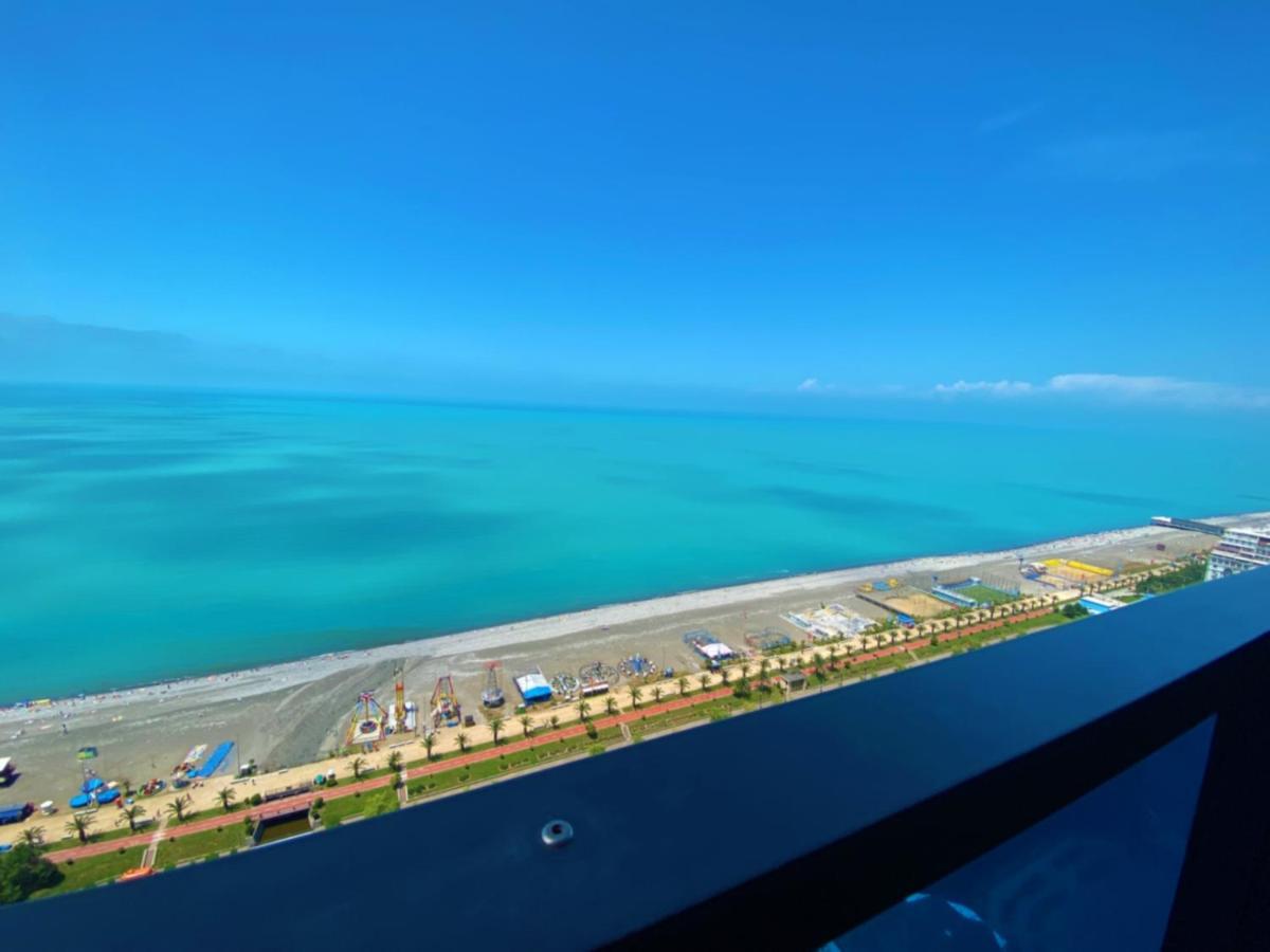 Black Sea Apartment In Orbi City Batumi Exteriér fotografie