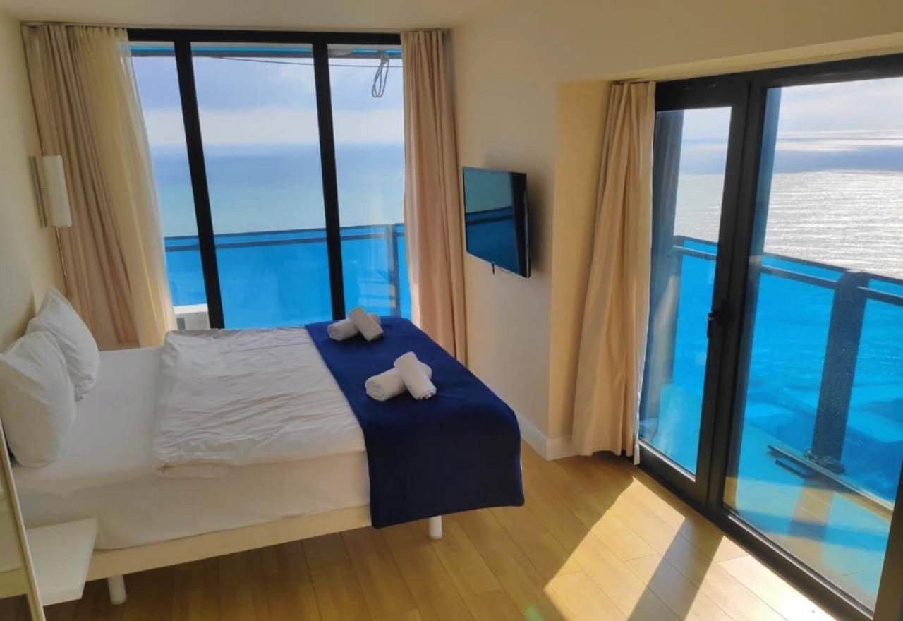 Black Sea Apartment In Orbi City Batumi Exteriér fotografie
